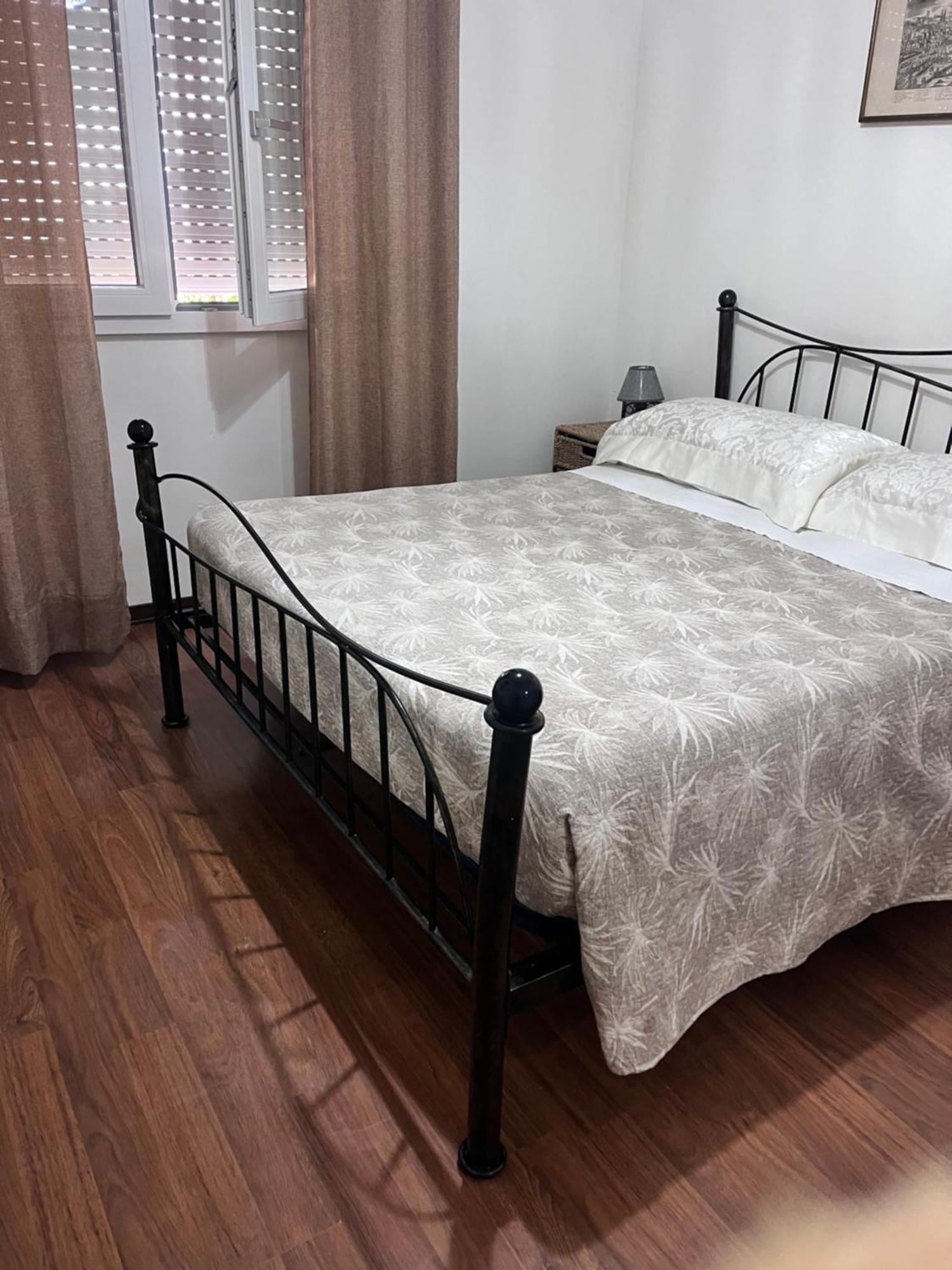 Da Adriana Guesthouse سانتا تيريزا غالّورا المظهر الخارجي الصورة